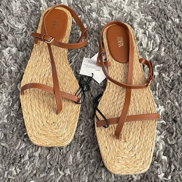 NWT Zara Leather Strap Flat Sandals - Picture 1 of 11